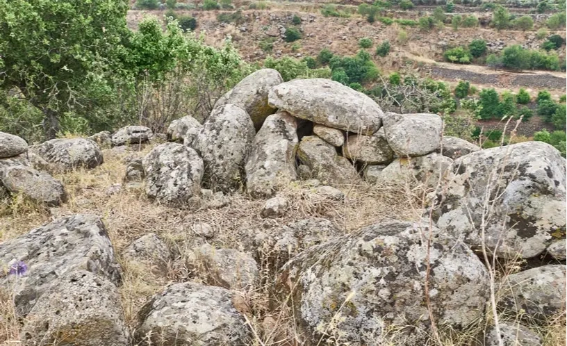 Dolmens of Fraidis Akkar
